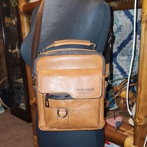 Weixier Leather Crossbody Bag